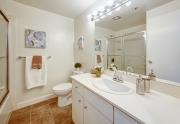 601_Van_Ness_29_Bath2__2466b_PRINT